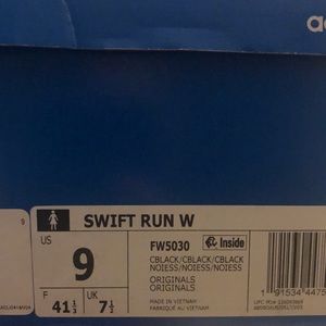 Adidas swift run size 9 women.